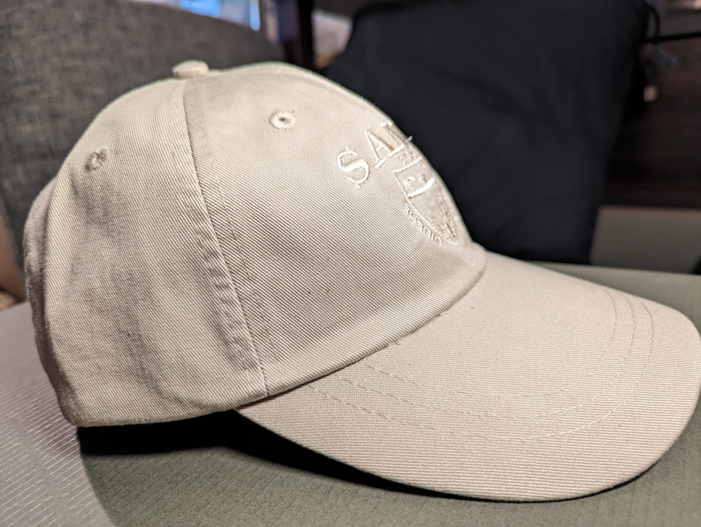 SANJO Crest Hat